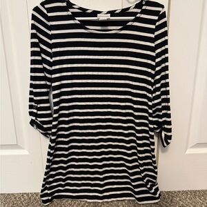 Motherhood Maternity Black and White Striped Three Quarter Sleeve Top